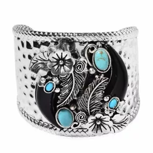 Howlite Hammered Bangle Bracelet 7.5 in Silvertone Original Box - Picture 1 of 2