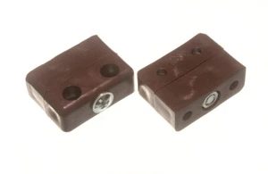 24 X Kd Atterramento Blocco Raccordi per Mobili Piano Montaggio Marrone - New - Foto 1 di 1