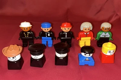 Vintage LEGO Duplo Minifigure Lot Of 10 Figures - Image 1 of 4