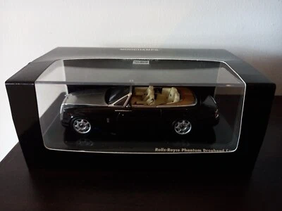 Minichamps 1/43 Rolls-Royce Phantom Drophead Coupe Black Metallic 436 134730 - Image 1 of 4