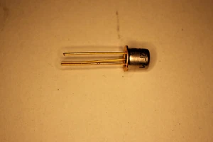 10 pezzi transistor KP302GM - Foto 1 di 1