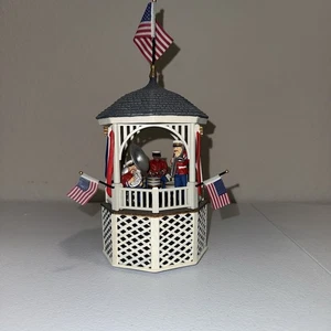 Dept. 56 Heritage Village Stars And Stripes Forever Music Box 4th of July Gazebo - Picture 1 of 7