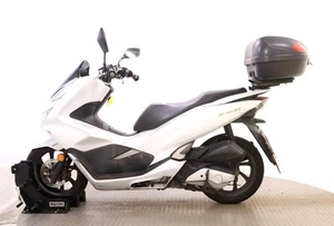 Lot#60571 2018 HONDA PCX 125 -SPARES/REPAIR (NON-STRUCTURAL) - Picture 1 of 12