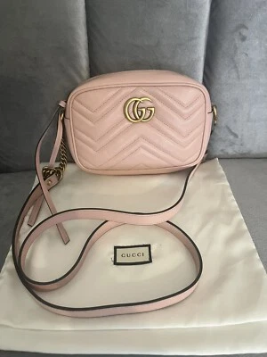 Mini Bolso de Hombro Bandolera GUCCI GG Marmont Cuero Rosa Cadena Dorada Foto 1 de 4