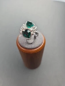 VTG   Sarah Coventry Adjustable Green Hearts Ring  Size 8 - Photo 1 sur 6