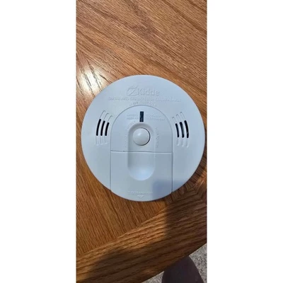 Kidde Smoke and Carbon Monoxide Detectors - Battery Operated All Five  - Image 1 of 4