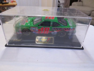 NASCAR #18 Bobby Labonte Interstate Batteries Pontiac Grand Prix 1:24 Diecast - Image 1 of 4