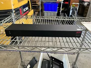 APC AP7821 Rack PDU Metered 1U Power Distribution Unit PDU 16A 208/230V - Picture 1 of 3