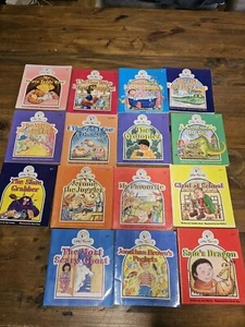 COCKY'S CIRCLE Little Books Bulk Lot Bundle x 15 Early Readers Mini GC  - Picture 1 of 15