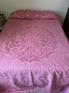 Vintage PINK Chenille Bedspread Cotton/Polyester 112x112" KING Center Medallion - Picture 1 of 13