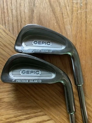 Cuña de lanzamiento Callaway Epic 44* derecha 36,5 pulgadas varilla de grafito flexibilidad regular Foto 1 de 3