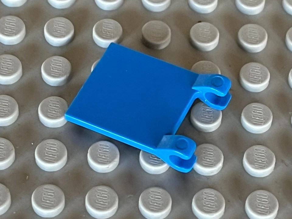 Drapeau bleu LEGO Flag 2x2 Blue ref 2335 / Set 10210 10176 6271 6274 6044 6289.. - Photo 1/1