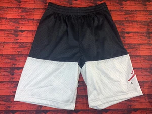 Air Jordan Youth Boys Size LARGE Black & White Basketball Shorts 955049-023 - Picture 1 of 8