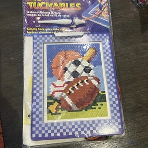 Janlynn Tuckables Textures Pictures in Yarn Sports #22-49 Kids Craft Project NEW - Picture 1 of 5