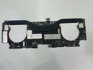 Carte mère 16Go / 1TB MacBook Pro 13″ A1707 (2017) + touch ID + cache arrière - Photo 1/2