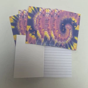 10 Stück Tie Dye Mini Notizbücher (4,75” x 3,25”) 32 linierte Seiten innen - Bild 1 von 1