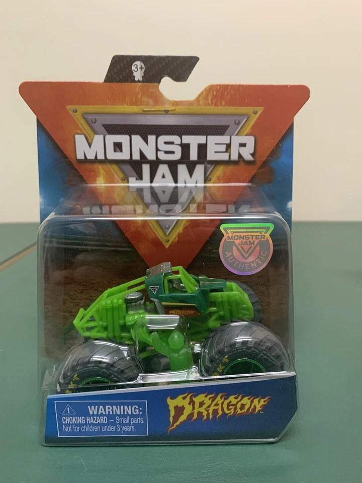 2019 SPIN MASTER MONSTER JAM GREEN DRAGON TRAINING TRUCK SUPER CHASE TRUCK HTF! - Image 1 of 1