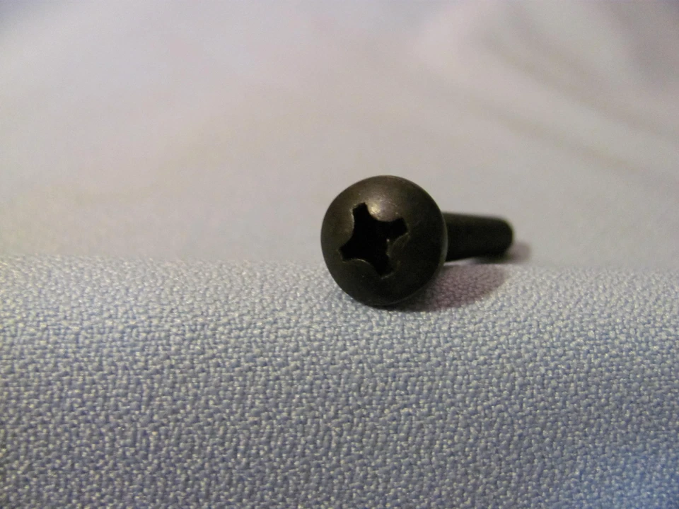 (JUEGO DE 4 PIEZAS) OEM CORRECTO PHILLIPS Tornillo Para JBL MA15   Foto 1 de 1