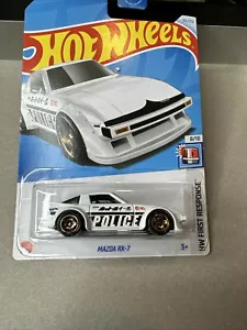 2024 Hot Wheels HW FIRST RESPONSE 8/10 Mazda RX-7 80/250 - Picture 1 of 7