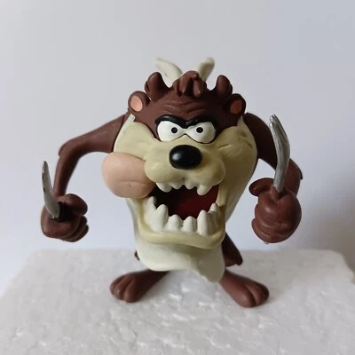 Looney Tunes - Figurine PVC Plastoy - Taz avec Couteau & Fourchette - Photo 1/4