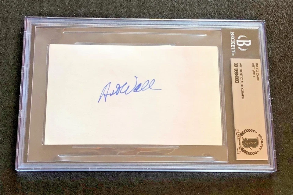 ART WALL AUTOGRAPHED INDEX CARD  59 MASTERS BECKETT CERTIFIED PGA - Image 1 of 1