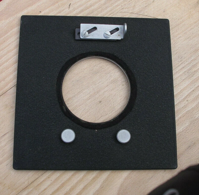 Sinar  F  P Norma fit lens board adaptor panel to Linhof 69 III board 82 x 75 - Image 1 of 2