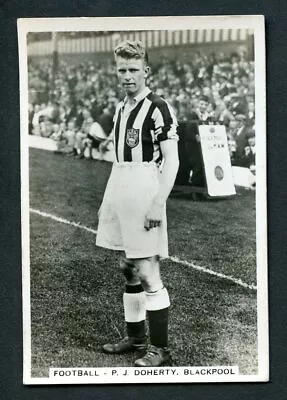 1935 J.A. Pattreiouex Sporting Events & Stars Peter Doherty ROOKIE #81 RC  - Image 1 of 2