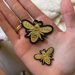 Golden Bee Embroidered Patches, Iron-on 2 pcs - Picture 1 of 4