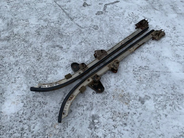 Juego de rieles deslizables Arctic Cat 0604-033 1985-1988 El Tigre Wildcat Cougar Pantera Foto 1 de 4