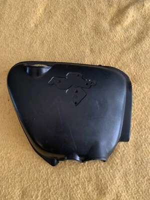 Cubierta lateral derecha 1971 1972 19731974 1975 1976 Honda CB750 CB 750 panel negro Foto 1 de 3