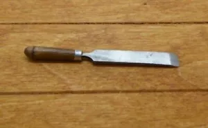 Cincel en miniatura para casa de muñecas de Sir Thomas pulgar - Imagen 1 de 1