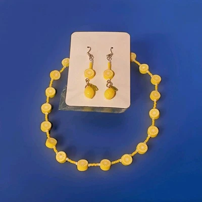 Juego de collar y pendientes de limón Foto 1 de 4