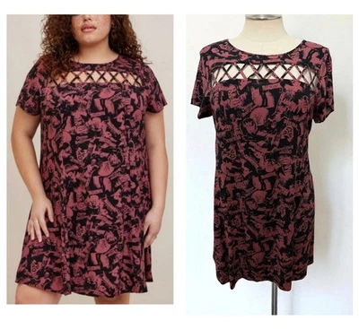 Mini vestido Torrid 1 (1X 14/16) Universal Monsters Frankenstein Dracula Mummy - Imagem 1 de 4