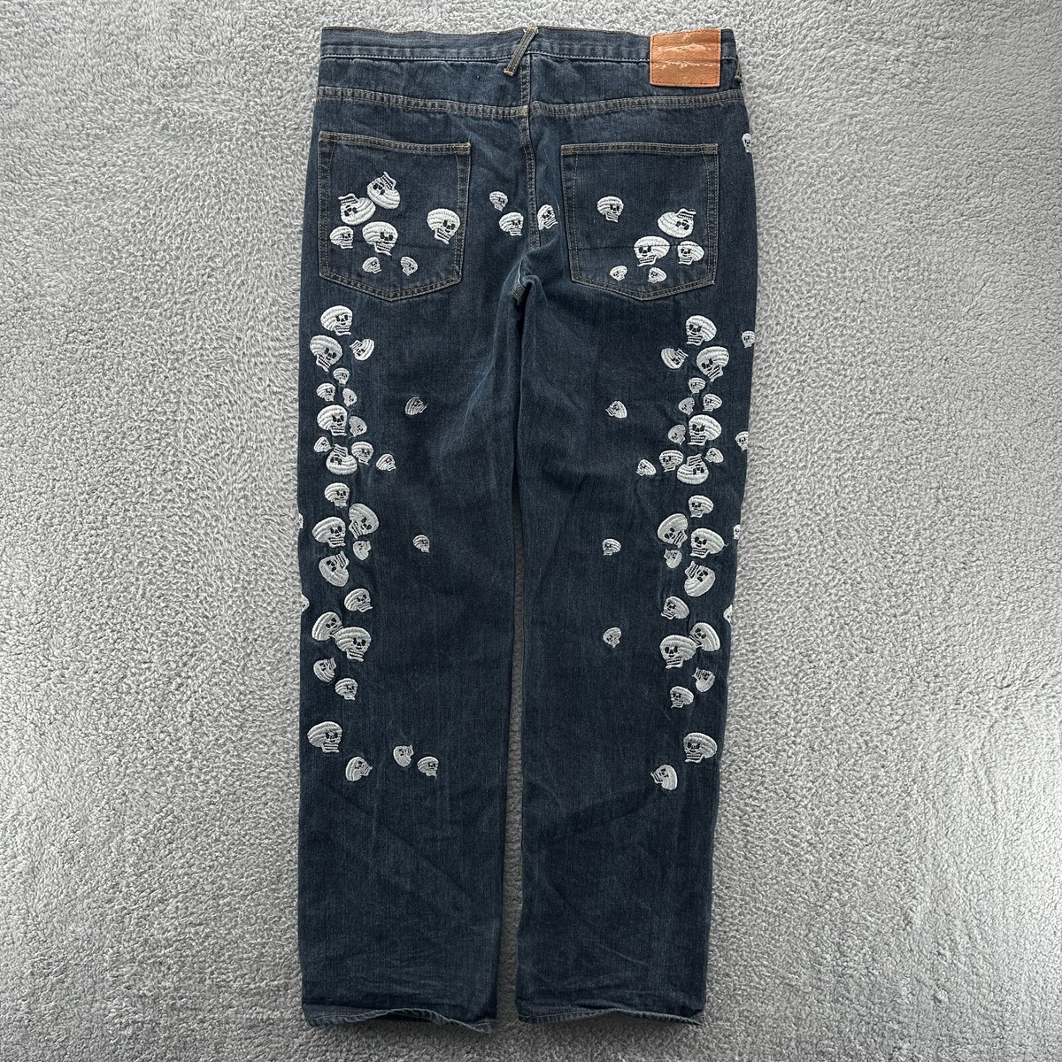 EVISU Denim Mid (10-12 in) Rise Jeans for Men | eBay EVISU Denim Mid (10-12 in) Rise Jeans for Men | eBay