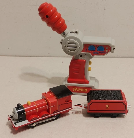Thomas Trackmaster RC James Remote Control Backwards Forward 2009 - BROKEN PARTS Cover