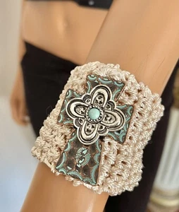 Handgestrickt 2 Love Häkel Armband Kreuz Türkis South Western Style Designer - Bild 1 von 8
