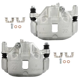 Pair For 1993 1994 1995 Hyundai Scoupe Front Brake Calipers w/ Bracket - Picture 1 of 13