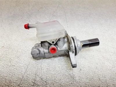 Cilindro maestro de frenos Toyota Highlander 2008-2019 47201-0E060 *construido en Estados Unidos* Foto 1 de 4