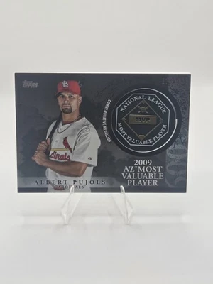 2023 Topps Update Albert Pujols 2009 NL MVP Comemorative Medallion /199 - Image 1 of 2