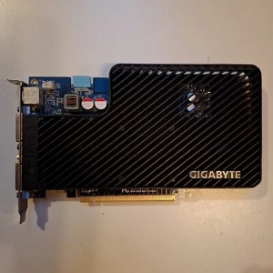 Vintage NVIDIA GIGABYTE 8600GT 256MB DDR3 PCIE retropc - Zdjęcie 1 z 5