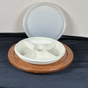 Vintage Tupperware Small Divided Vegetable Round Tray Server With Lid 10" - Picture 1 of 7