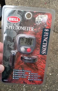 Bell Digital Speedometer 8 Functions. Bike Wheel Size 20"to 27" NIP - Picture 1 of 6