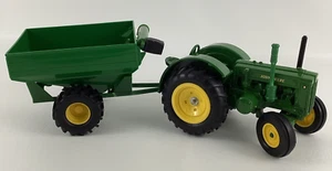 Ertl John Deere 1953 Model D Tractor Farm Country Wagon Large 8" Vehicle Diecast - Picture 1 of 11