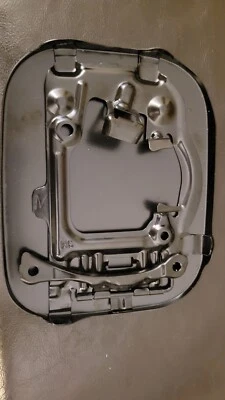 Peças de carro Toyota 3ª geração RAV4 2007-2013 porta a gasolina novas - Imagem 1 de 2