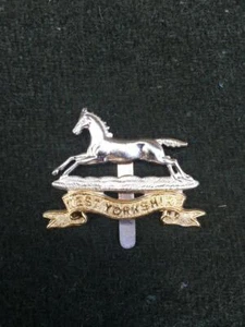 Excellent British Army Bi-Metal Two Piece West Yorkshire Regiment OR's Cap Badge - Picture 1 of 2