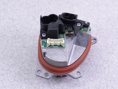 Оригинальный модуль диода указателя поворота для BMW 530i 540i M5 21–22 годов выпуска компьютерное управление правая сторона - Изображение 1 из 4