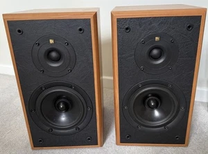 KEF Cresta 2 Speakers Cherry With Grills - Imagen 1 de 11
