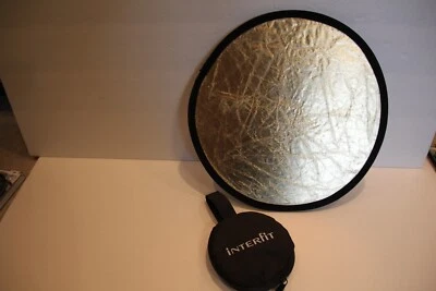 Interfit Round 12 Inch Folding Photo Studio Reflector Gold/Silver - Image 1 of 3