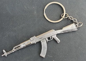 Mini Model Grey AK47 Assault Rifle Gun Keyring Solid Metal 10cm UK Seller - Picture 1 of 4