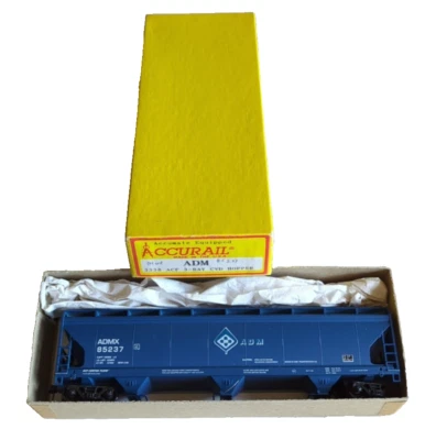 HO Accurail 3338 ADM ACF 3 Bay Covered Hopper Car Kit RTR ADMX 85237 - Image 1 of 4